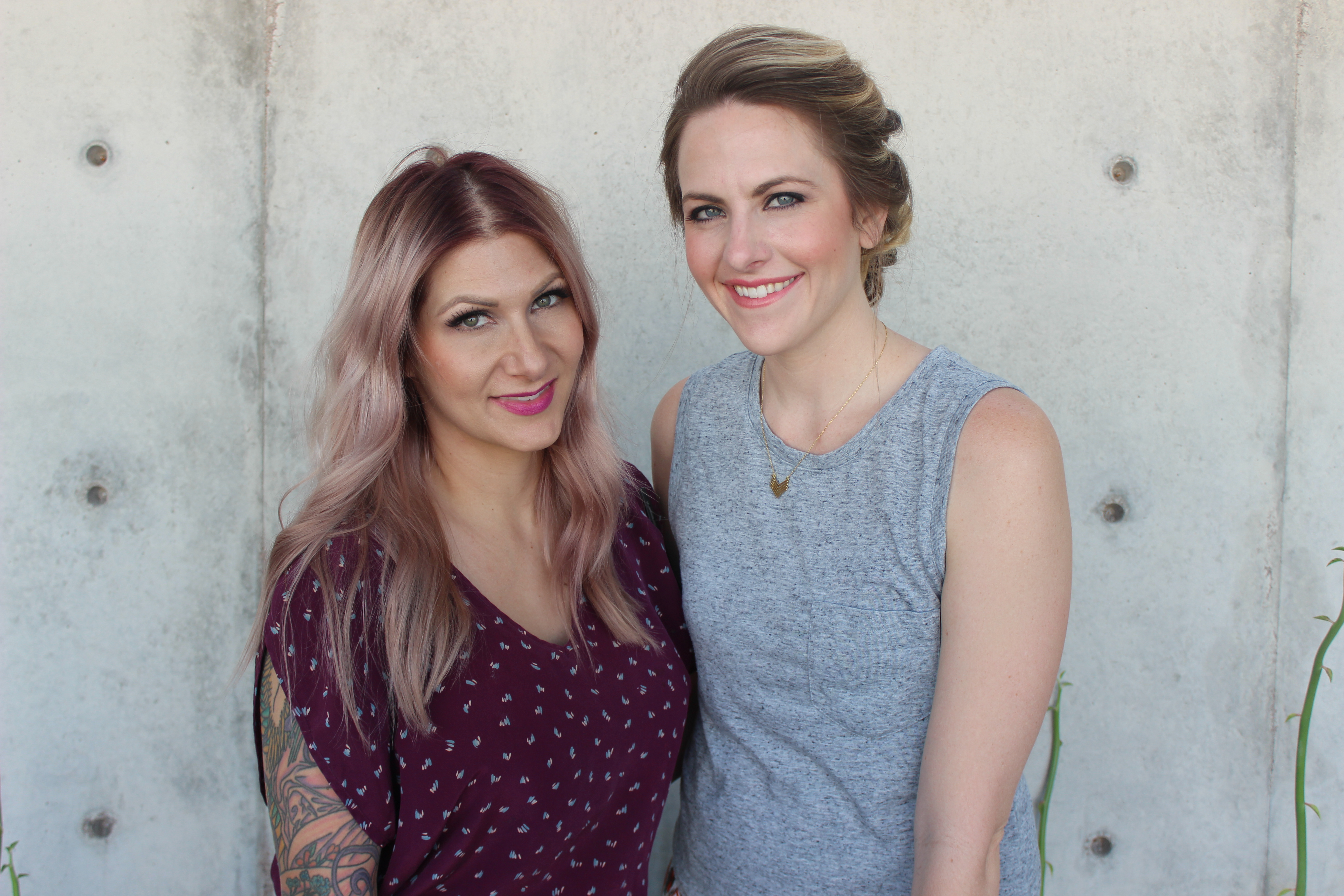 Easy Twisted Updo With The Confessions Of A Hairstylist The Foxy Kat